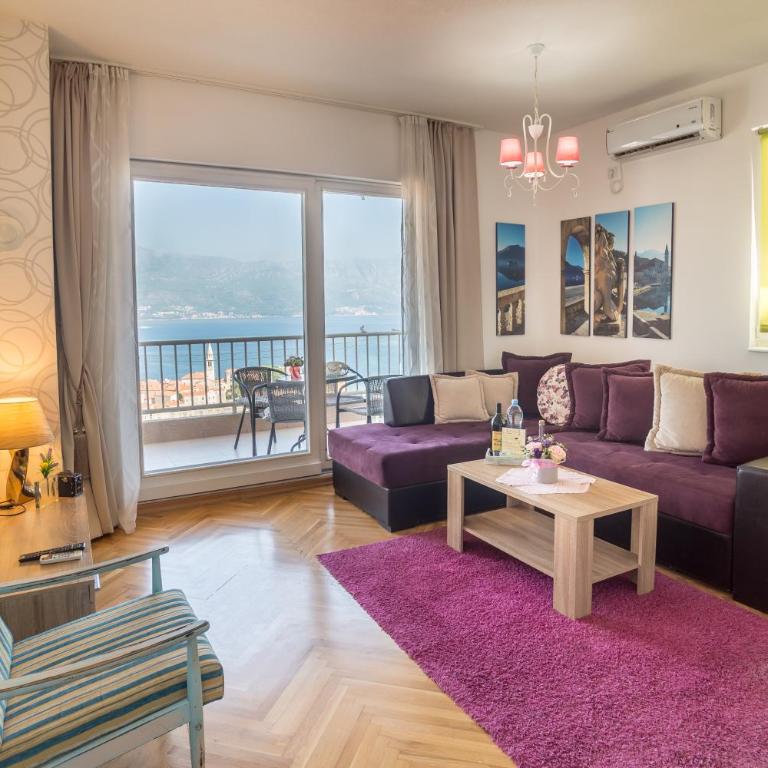 Apartments Inspiration - One-Bedroom Apartment with Balcony and Sea View - 10