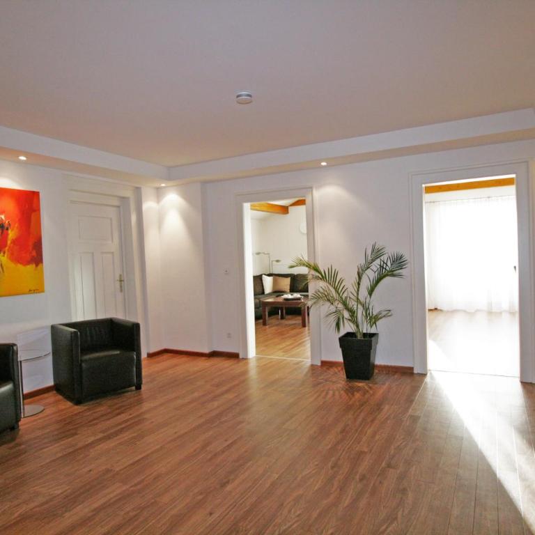 Ferienwohnung Am Kurpark -Wohnung 3,150qm- mit Lift - Apartment - 1
