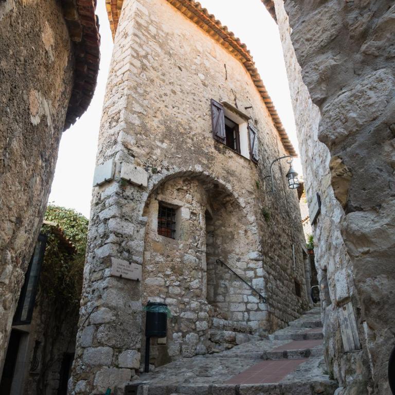 Eze Monaco middle of old town of Eze Vieux Village Romantic Hideaway with spectacular sea view - Maison de Vacances - 13
