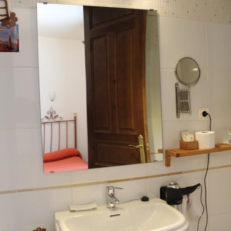 Don Paula - Habitación Doble con cama supletoria - 1 o 2 camas - 8