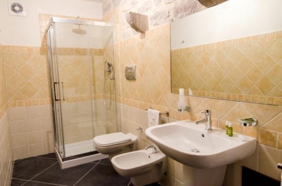 Agriturismo Margione - Camera Tripla con Bagno - 4