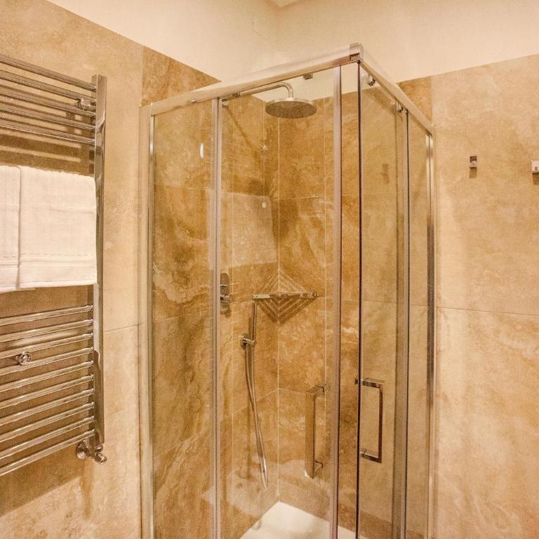B&B Dimora San Felice - Camera Standard Doppia con Letti Singoli - 4