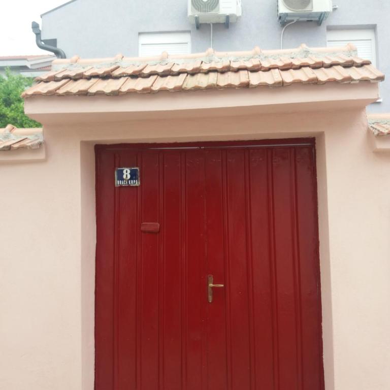 Apartments Uno - Four-Bedroom House - 18