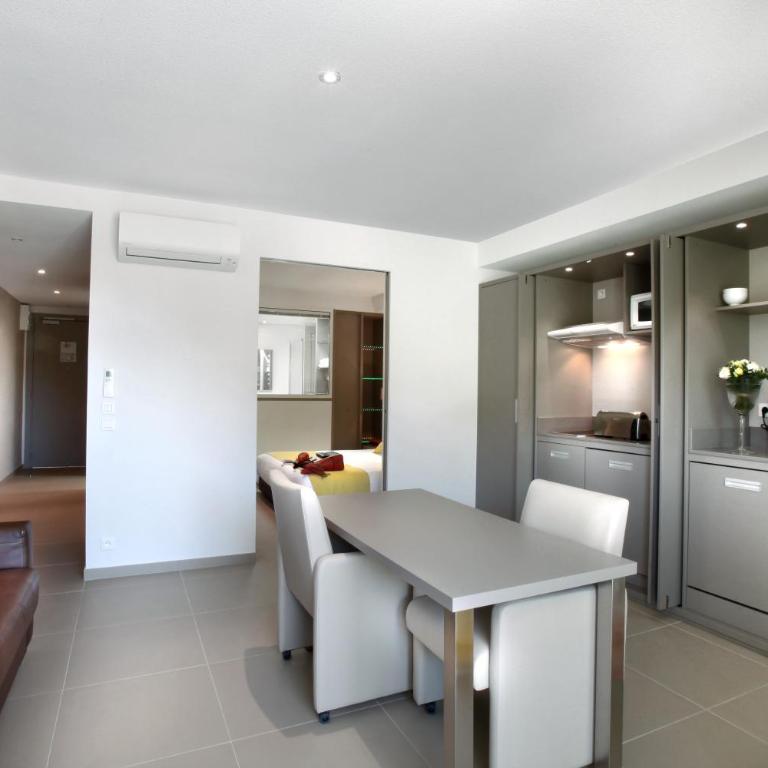 Seventeen Hotel - Chambre Double Deluxe - 5