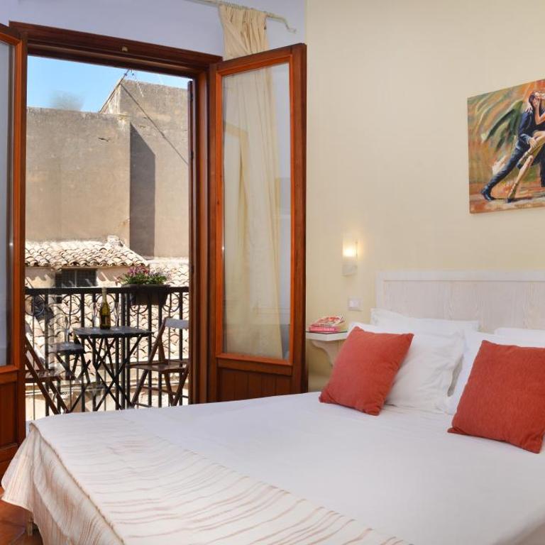 Badia Rooms & Breakfast - Camera Matrimoniale Piccola - 2