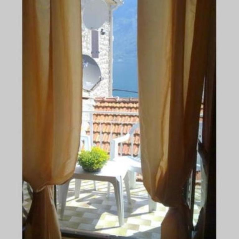 Seaside apartments and rooms - Double Room with Balcony and Sea View - 7