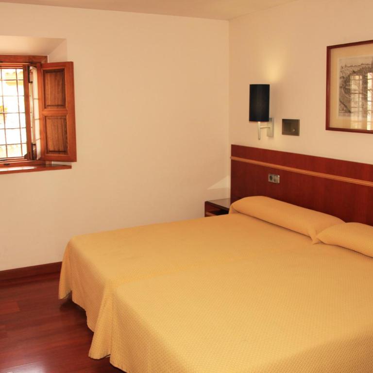 Hotel Santa Isabel - Habitación Doble - 1 o 2 camas - 3