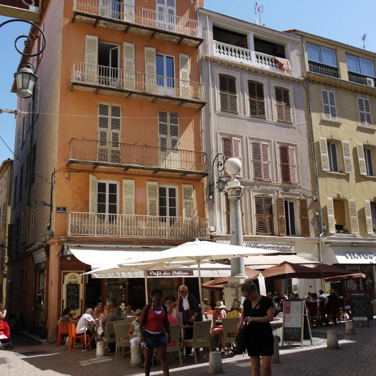 Vieille Ville 1 - Luca's Apartment, 1 bedroom, max 2 adults and 2 kids - Appartement 1 Chambre - 58