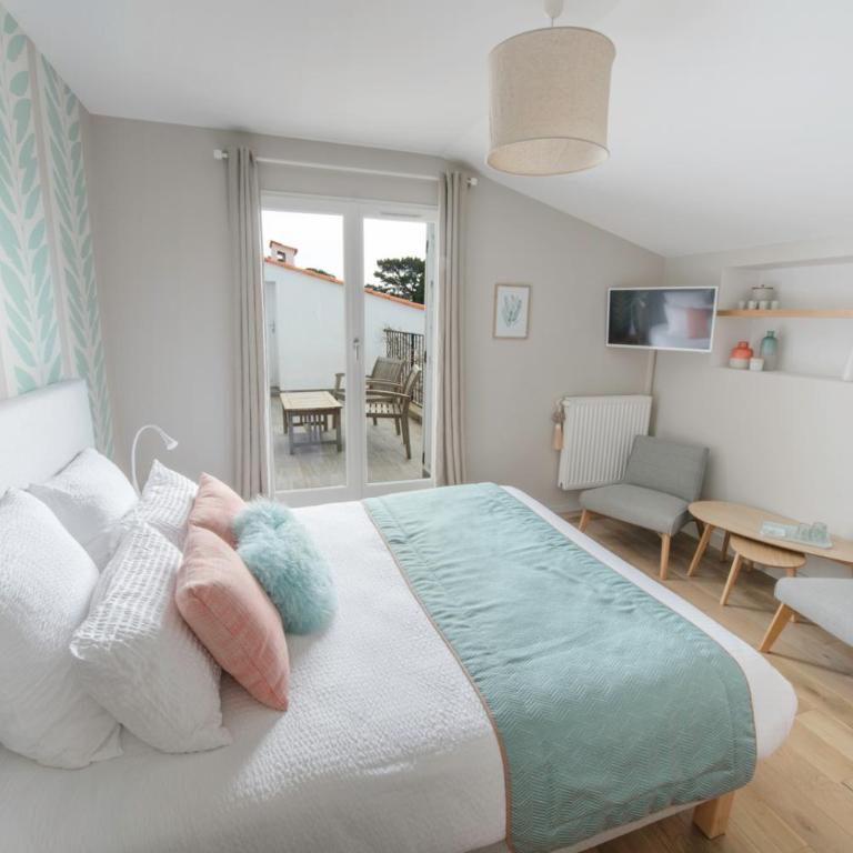 A l'Ombre des Pins - Chambre Double avec Terrasse - 5