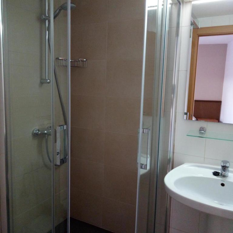 Hotel Iris - Habitación Individual - 5