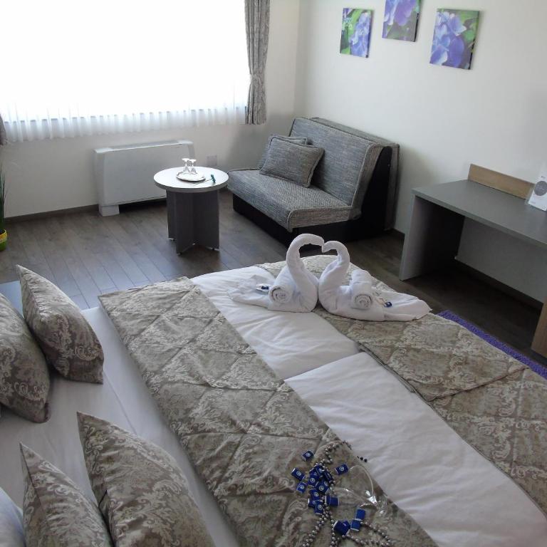 Motel Kamenica - Two-Bedroom Apartment - 4