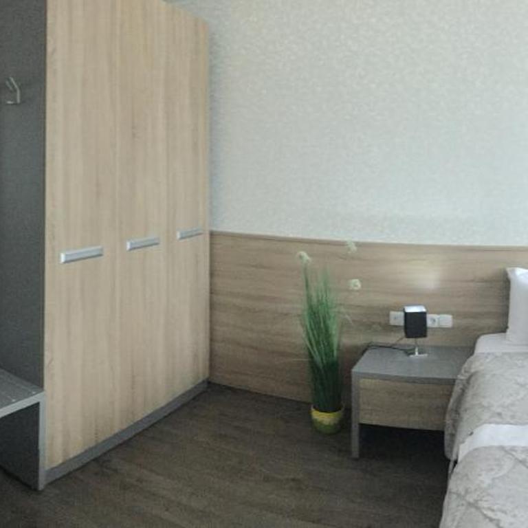Motel Kamenica - Two-Bedroom Apartment - 8