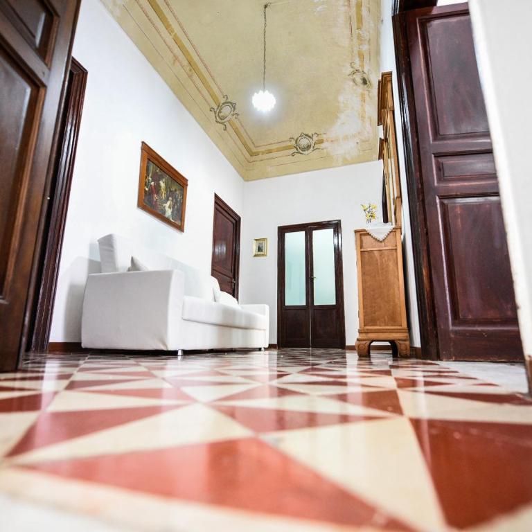 Palazzo Taormina - Appartamento con Balcone - 9
