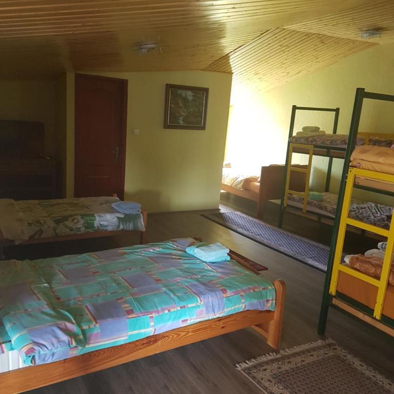 Hostel Otard - Mixed Dormitory Room - 4