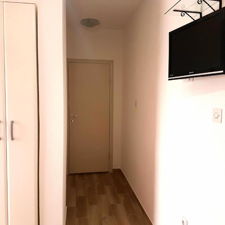 Apartments Taida - Apartment with Garden View - 2