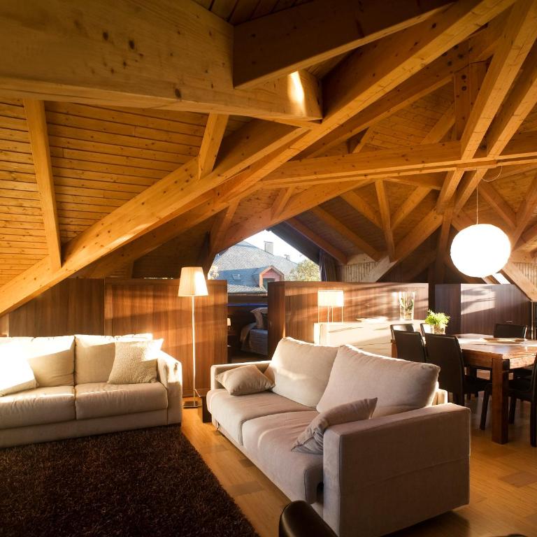 Apartaments Boutique la Torreta del Llac - Loft Apartment mit See- und Bergblick - 37