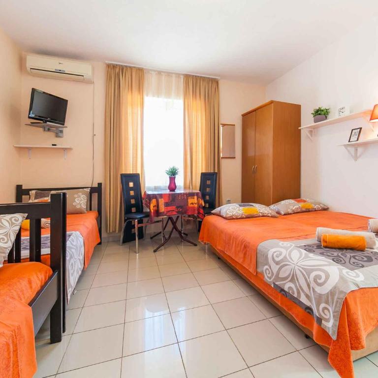 Maki Apartments - Plavi Horizonti Beach - Porodični Studio sa Terasom - 3