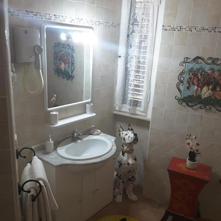 Casa Kita - Camera Quadrupla con Bagno Privato - 11