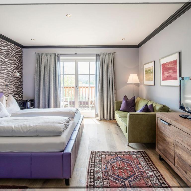 Cortisen am See - Adults only - Deluxe Doppelzimmer mit Seeblick und Balkon - 4