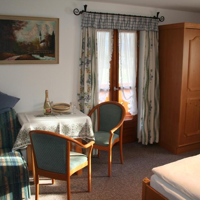 Gästehaus Marianndl - Doppelzimmer mit Balkon - 19