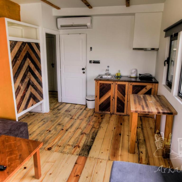 ArkaBarka 2- Floating Dream Rooms and Apartments - Apartman sa Terasom - 2