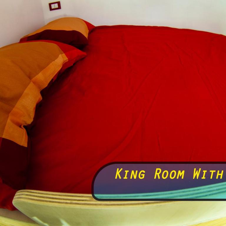 4Roomz - Camera King con Vasca Idromassaggio - Su 2 Livelli - 8