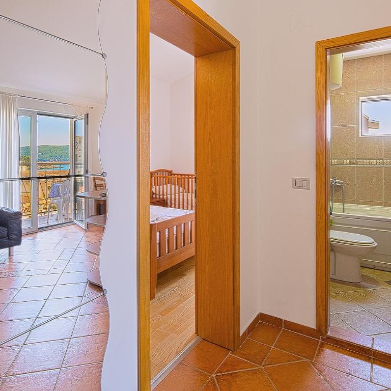 Apartments Bloom Bečići - Apartment with Sea View - 6