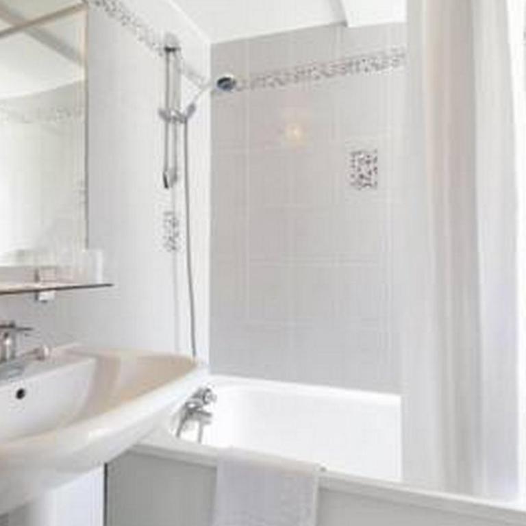 Hôtel Saint Roch - Chambre Double Supérieure - 4