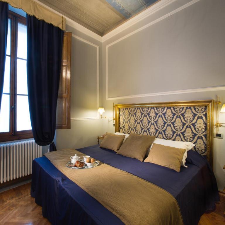 Boutique B&B Torre de' Conti - Camera Matrimoniale Superior - 2