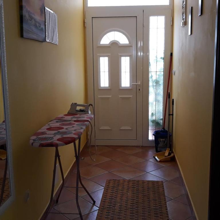 Guesthouse Djacic - Dvokrevetna Soba sa Zasebnim Krevetima i Balkonom - 13