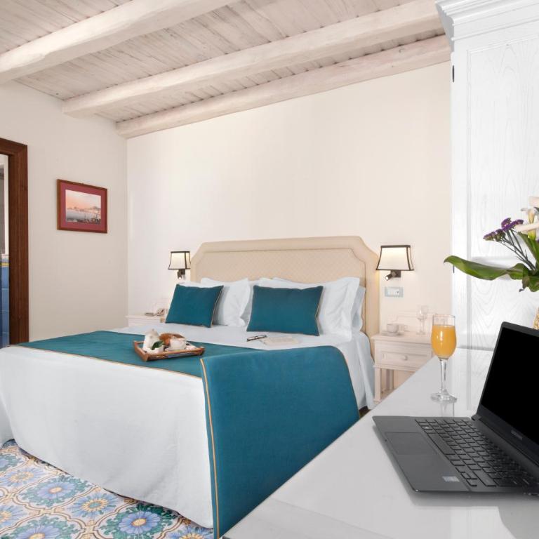 Palazzo delle Grazie - Deluxe Double Room with Bath - 8