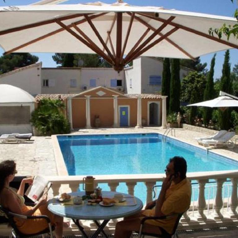 Chambre d'hôtes La Potinière - Chambre Lits Jumeaux - Vue sur Piscine - 13