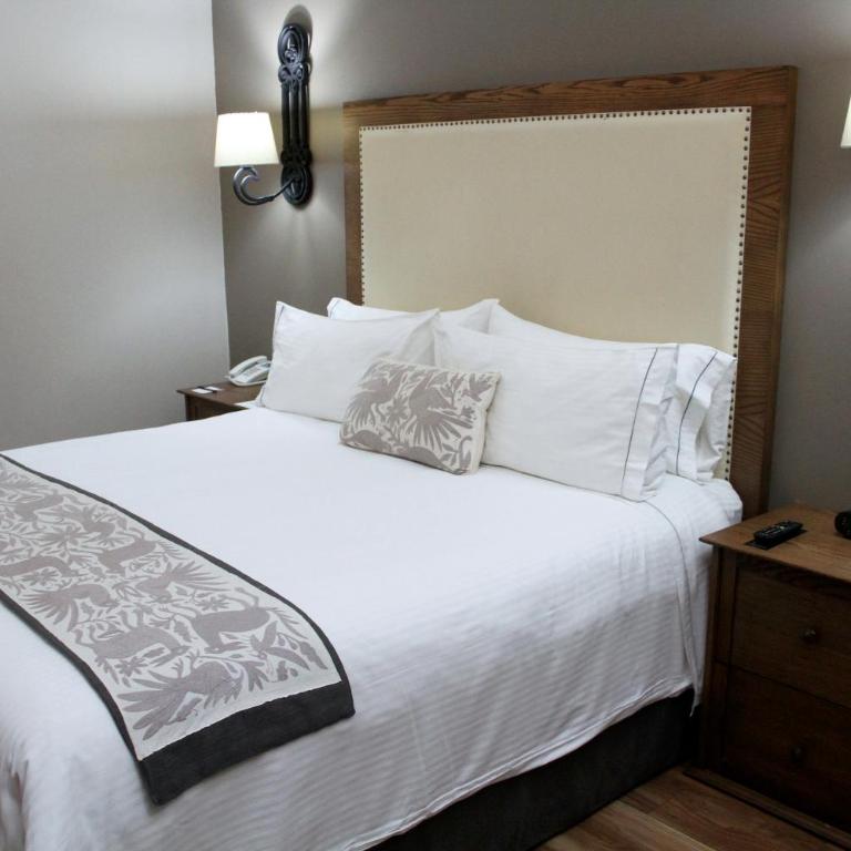 Historico Central Hotel - Deluxe Room - 9