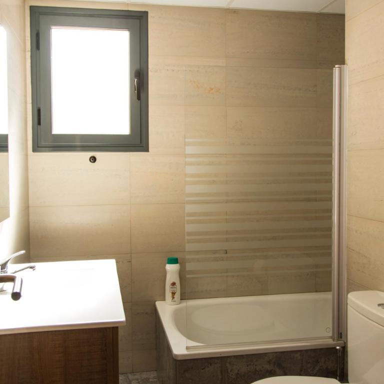 Apartamentos Mayoral - Apartamento con balcón - 13