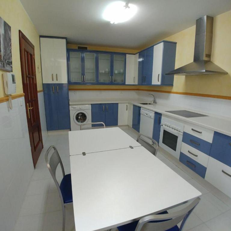 Dúplex centro, climatizado, garaje, piscina, WIFI - Apartamento Dúplex - 13