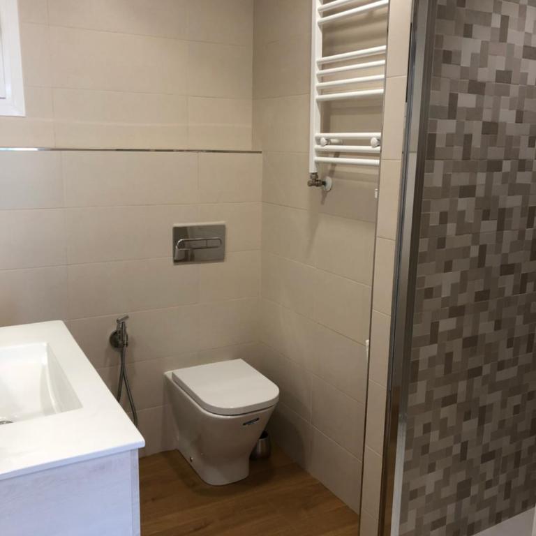 Apt Moderno céntrico y soleado - Apartamento - 22