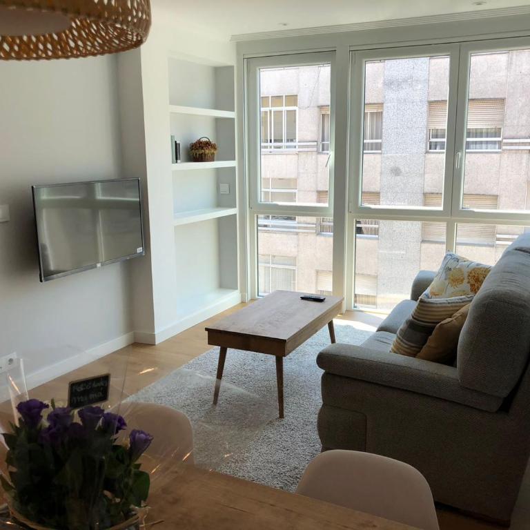 Apt Moderno céntrico y soleado - Apartamento - 34