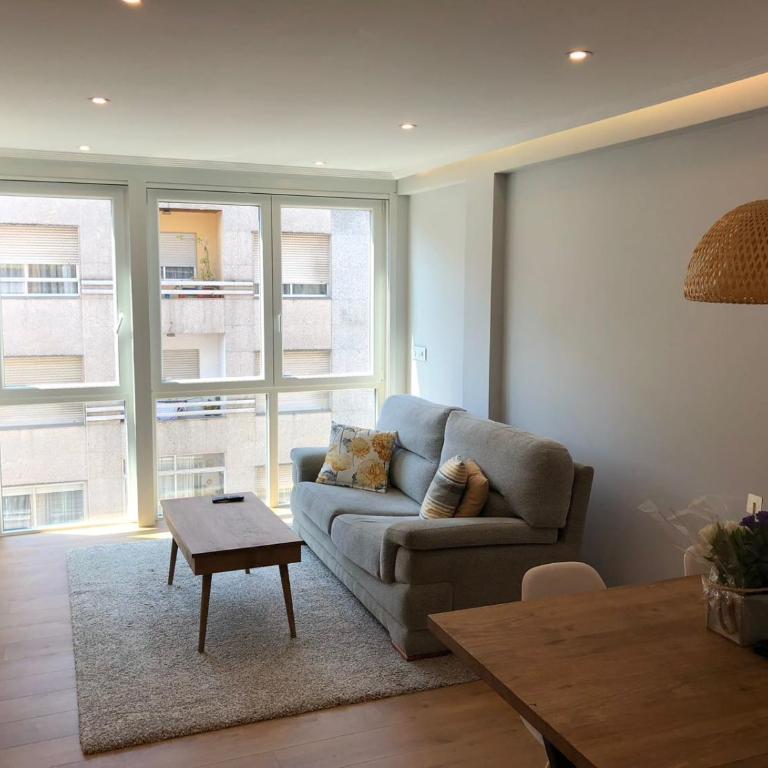Apt Moderno céntrico y soleado - Apartamento - 35