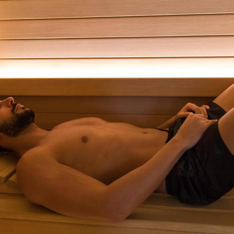 Snob Luxury Suite - Junior Suite with Sauna - 17