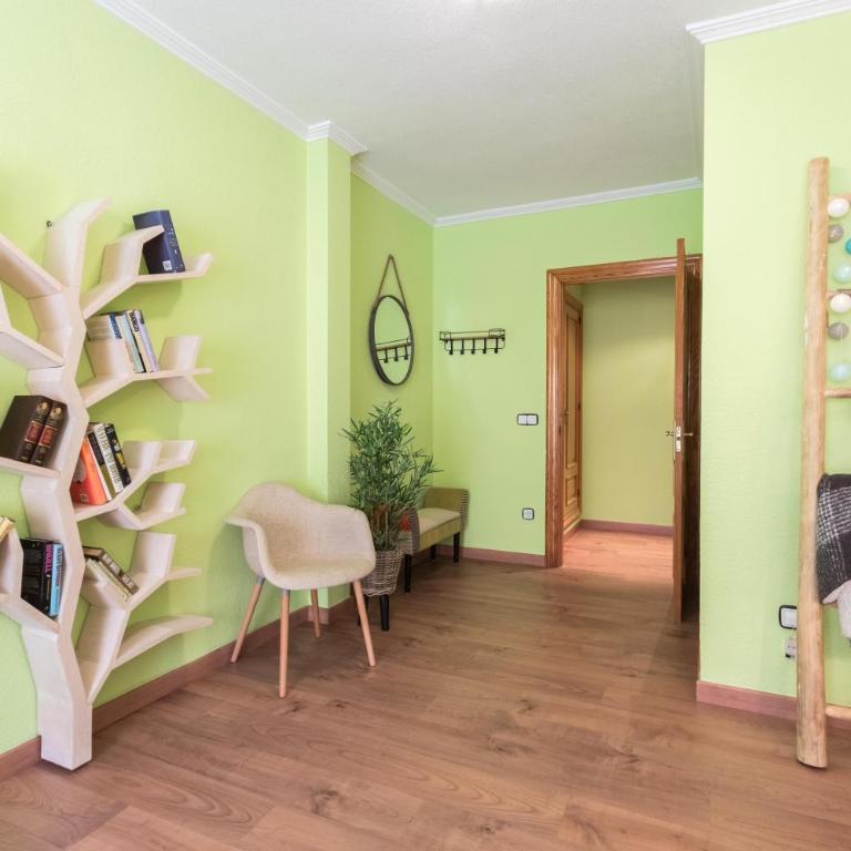 Stylish Apartment - Apartment - 11