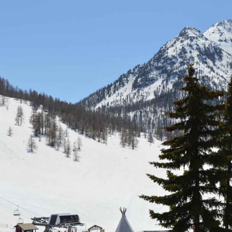 Chalet Saint Bernard - Chambre Double - Vue sur Montagne - 4