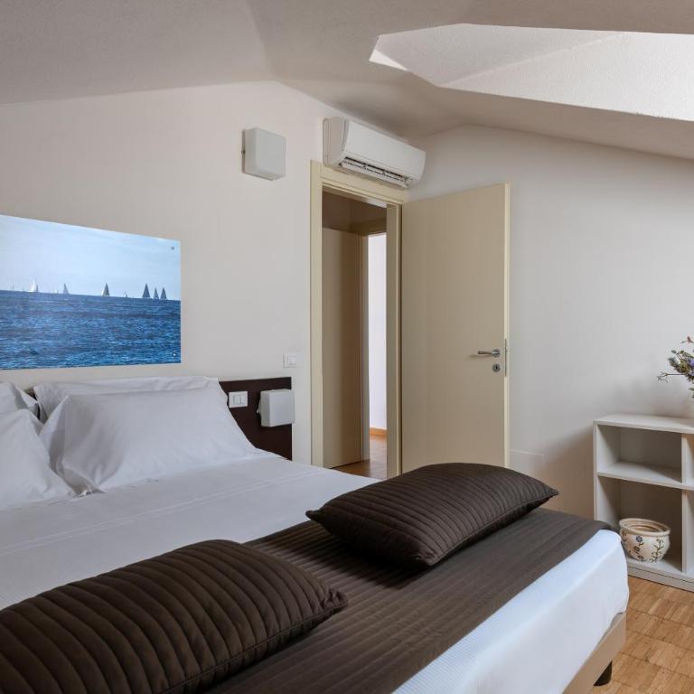 Vialeromadodici Rooms & Apartments - Appartamento con Terrazza - 12