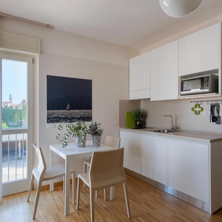 Vialeromadodici Rooms & Apartments - Junior Suite con Terrazza - 3