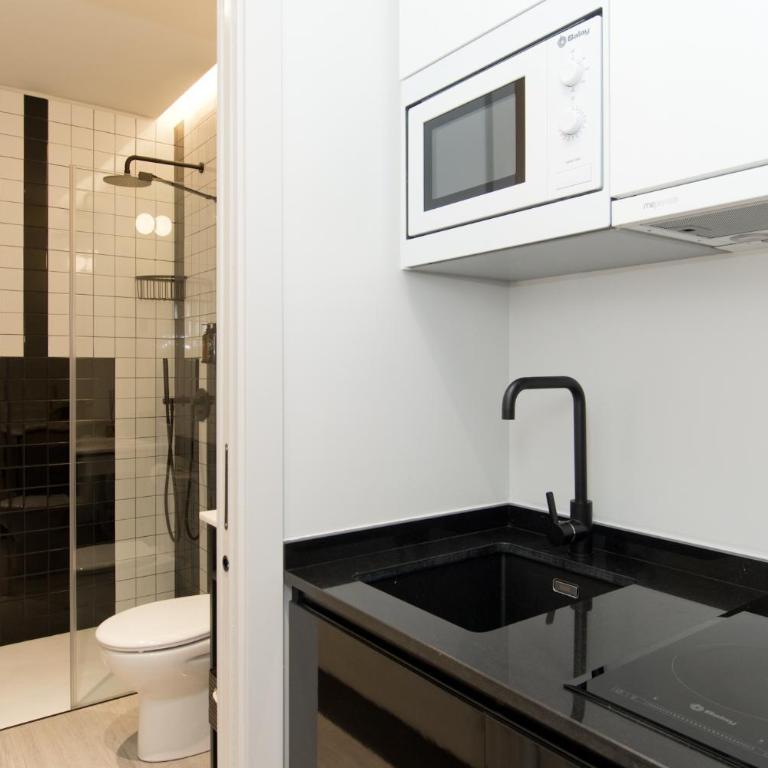 AmazINN Collection Madrid Amor de Dios - Superior Suite - 6