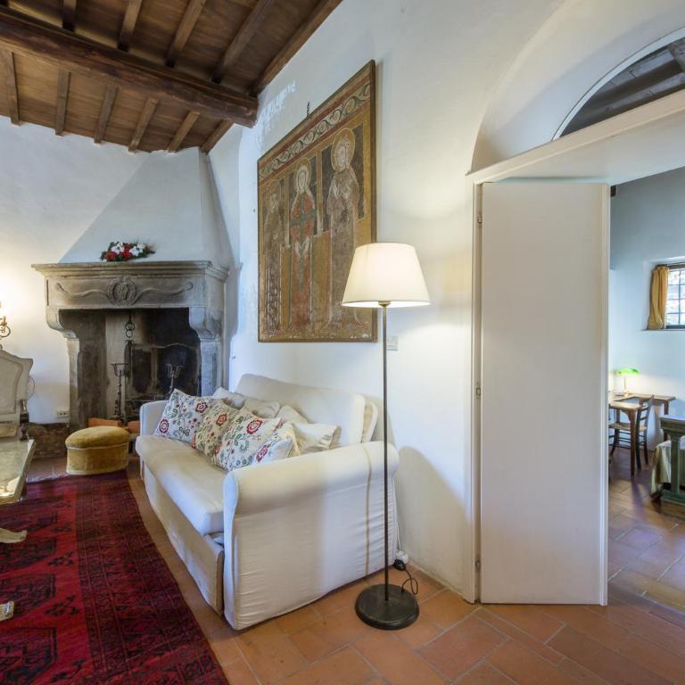 Villa in Private Estate,shared Pool,parking,3km to Ponte Vecchio - Villa - 34