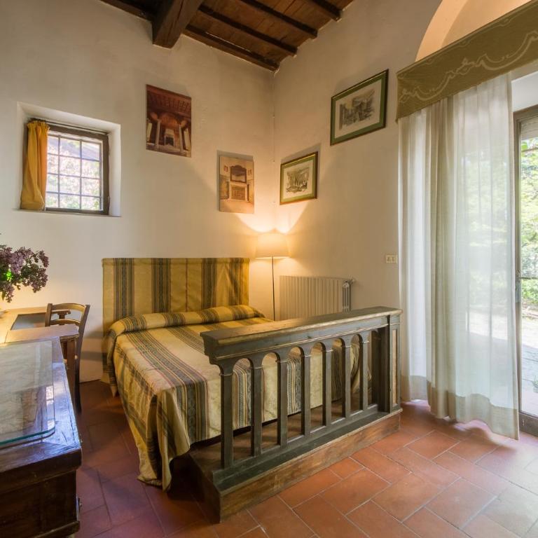 Villa in Private Estate,shared Pool,parking,3km to Ponte Vecchio - Villa - 35