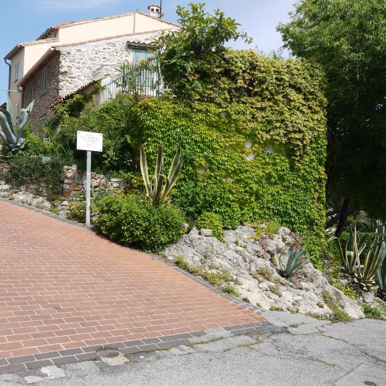 Vieille Ville 2 - La Petite Maison à Safranier, 2 bedrooms, max 4 adults and 2 kids - Maisonnette - 36
