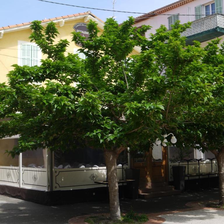 Vieille Ville 2 - La Petite Maison à Safranier, 2 bedrooms, max 4 adults and 2 kids - Maisonnette - 33