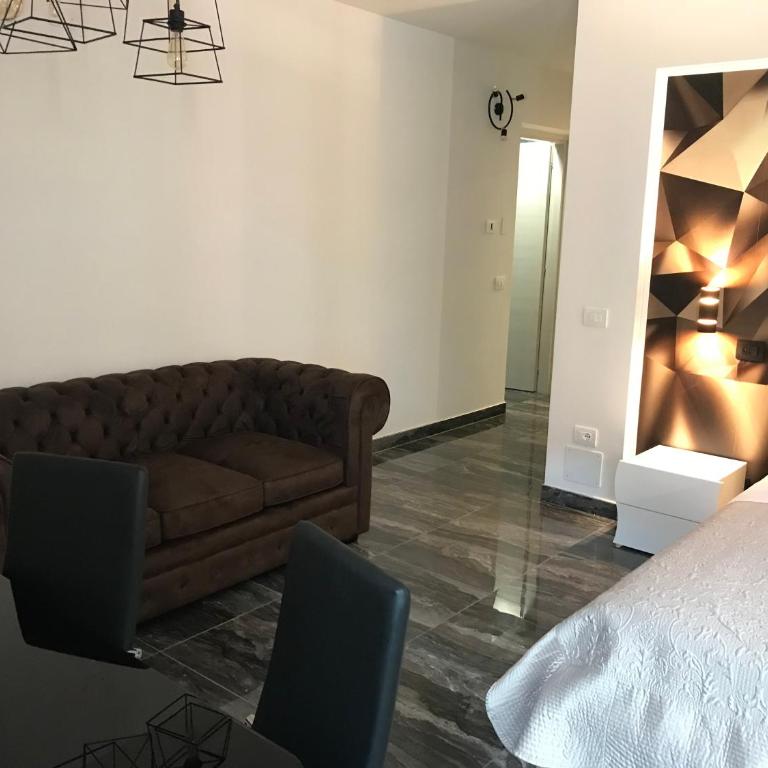 Loft Sirmione - Appartamento con Vista Lago Parziale - 12