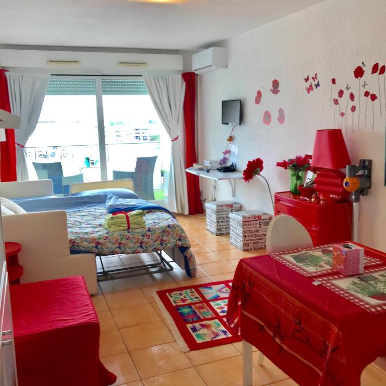 Mandelieu centre -Les Hauts de Lérins - Appartamento Monolocale con Vista Mare - 11